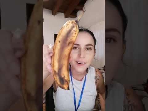 Mi primer live maquillandome en tiktok, por si no lo viste ❤️🍌 banana makeup