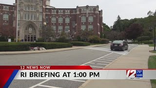 RI’s COVID-19 death toll tops 1,100; Raimondo to hold briefing at 1 pm