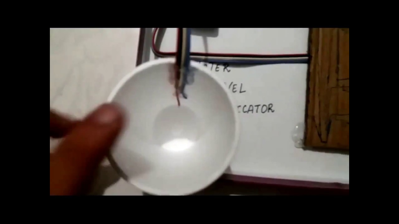 Electronic hobby project - Basic water level indicator (LED and Buzzer)