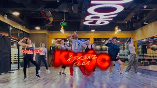 Hiền Hồ - Khóc Ở Trong Club Zumba Choreo any ZinGourav