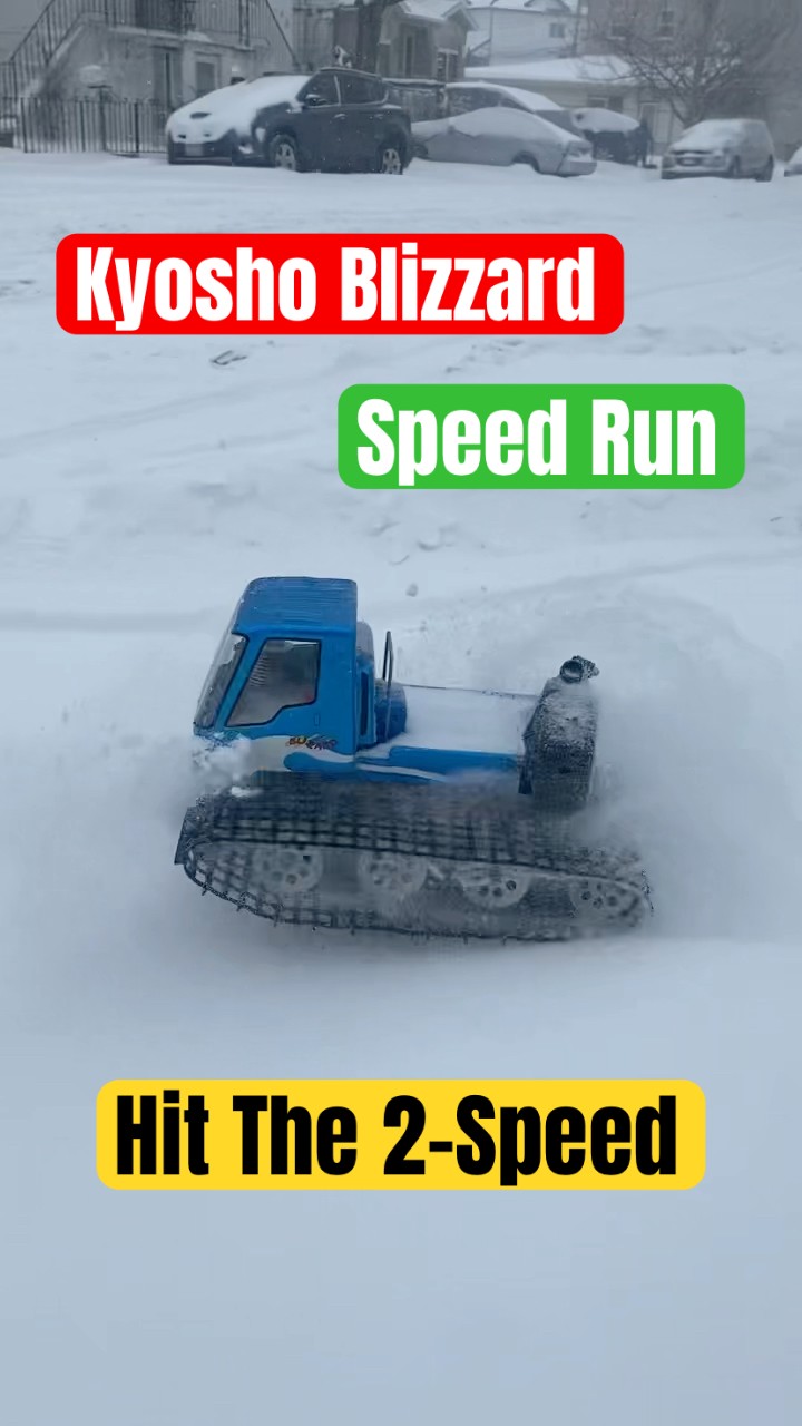 NITRO BLIZZARD 10エンジン搭載 Kyosho nitro Blizzard Runs Hard in crazy Snowstorm and hits second