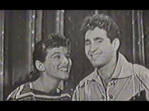 Watch Ran & Nama רן ונמה - Ana Pana Dodech אנה פנה דודך (live, 1958) on YouTube