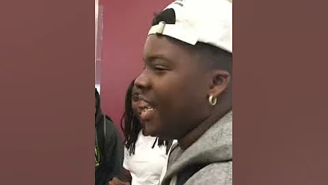 RARE UNSEEN FOOTAGE HIGH SCHOOL LUNCH FREESTYLE PART 3!!!! (Subscribe!)