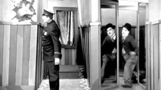 Charlie Chaplin Mirror Maze Scene Music by Xiaotian Shi chords