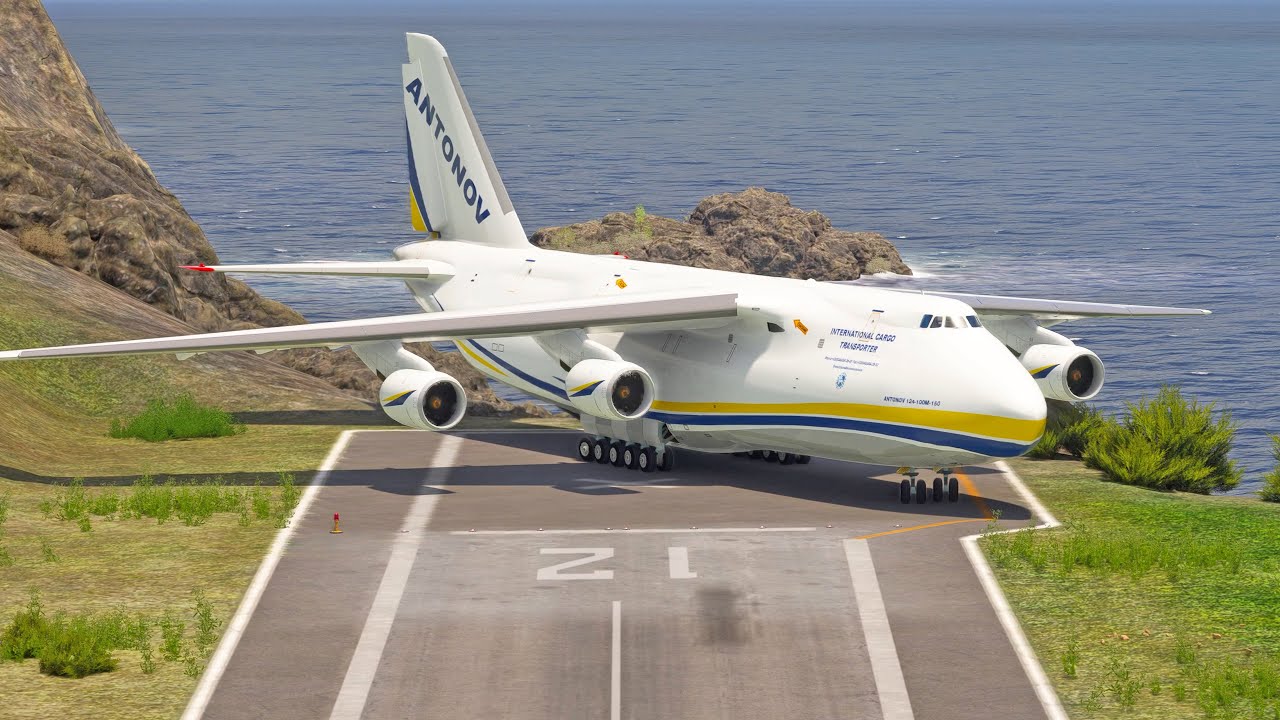 The Greatest Pilot? Watch This Antonov An-124 Take Off from a Tiny
