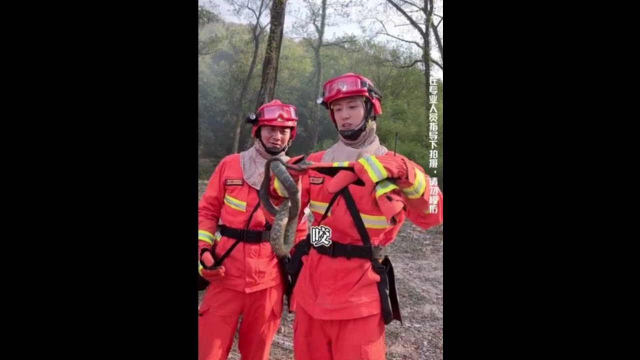 Johnny Huang JingYu - Bright Eyes in the Dark BTS (231011-12)