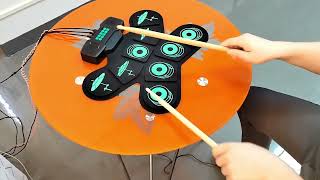 WGS505 Electronic Hand Roll Up Drum Kit 9 Pad with Drumsticks Foot PedalsShare Tweet screenshot 3