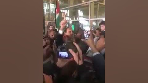استقبال حاشد للطيار الاردني يوسف الدعجة