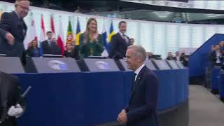 Full LIVE: Address to the European Parliament • EN DIRECT : Allocution devant le Parlement européen Guide