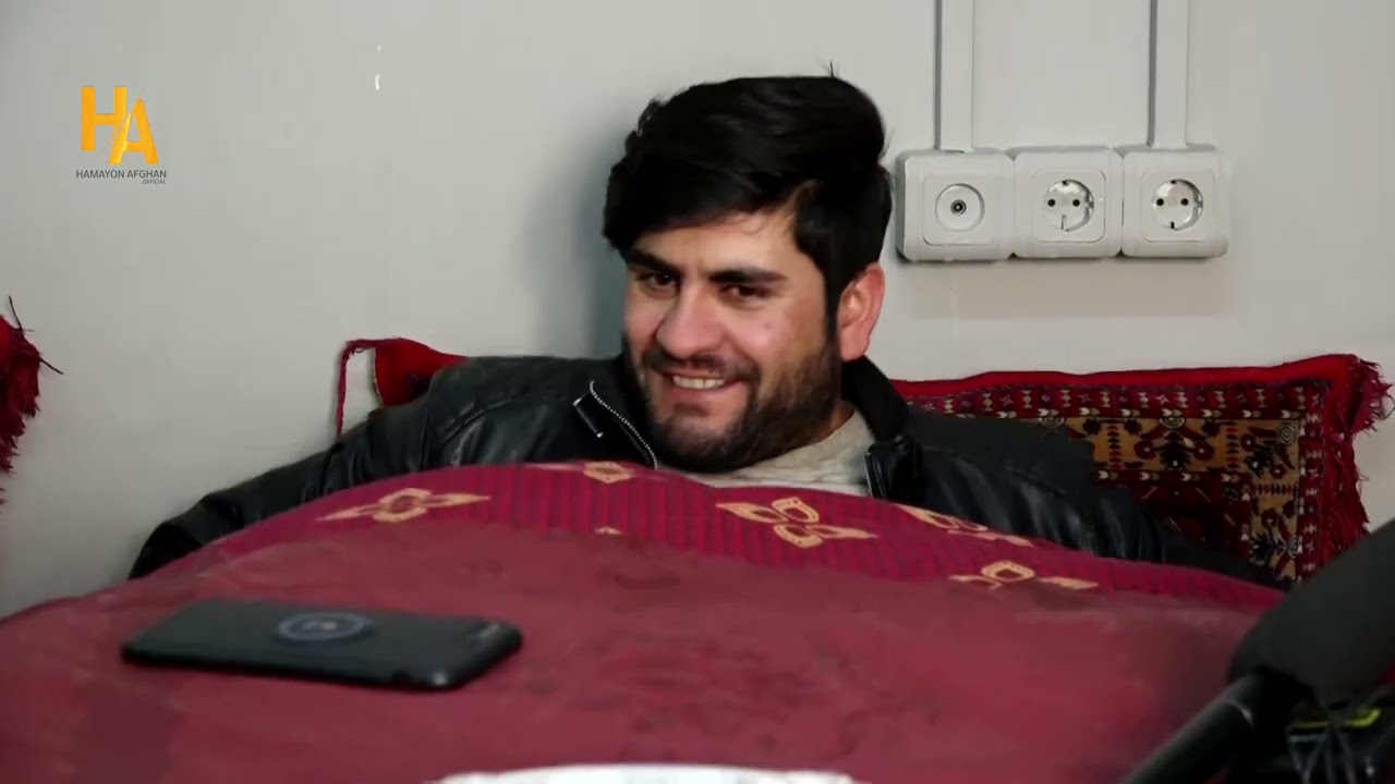 صندلی و پاچه پلو با همایون افغان