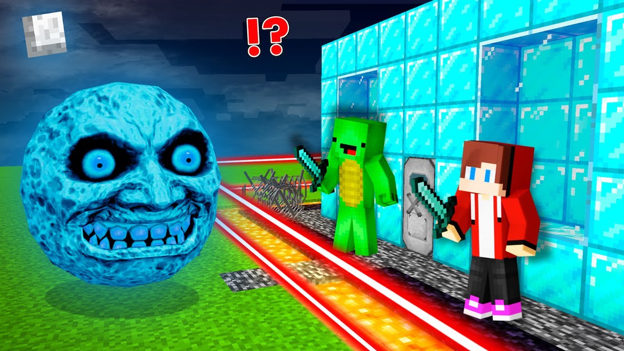 Why ICE LUNAR MOON attacked SECURITY HOUSE by JJ and Mikey in minecraft ?!