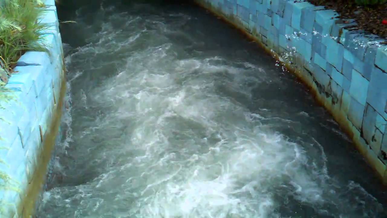 Universal Studios- Popeye and Bluto's Raft Ride - YouTube