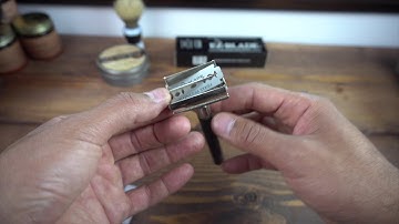 How To Load A Safety Razor