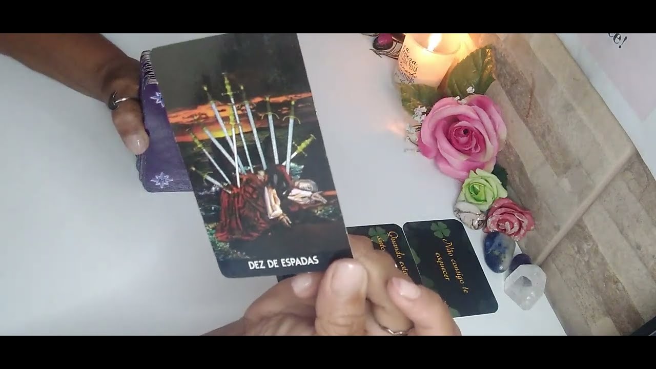 Ele não está conseguindo controlar o que sente , vai jogar tudo pro alto por você