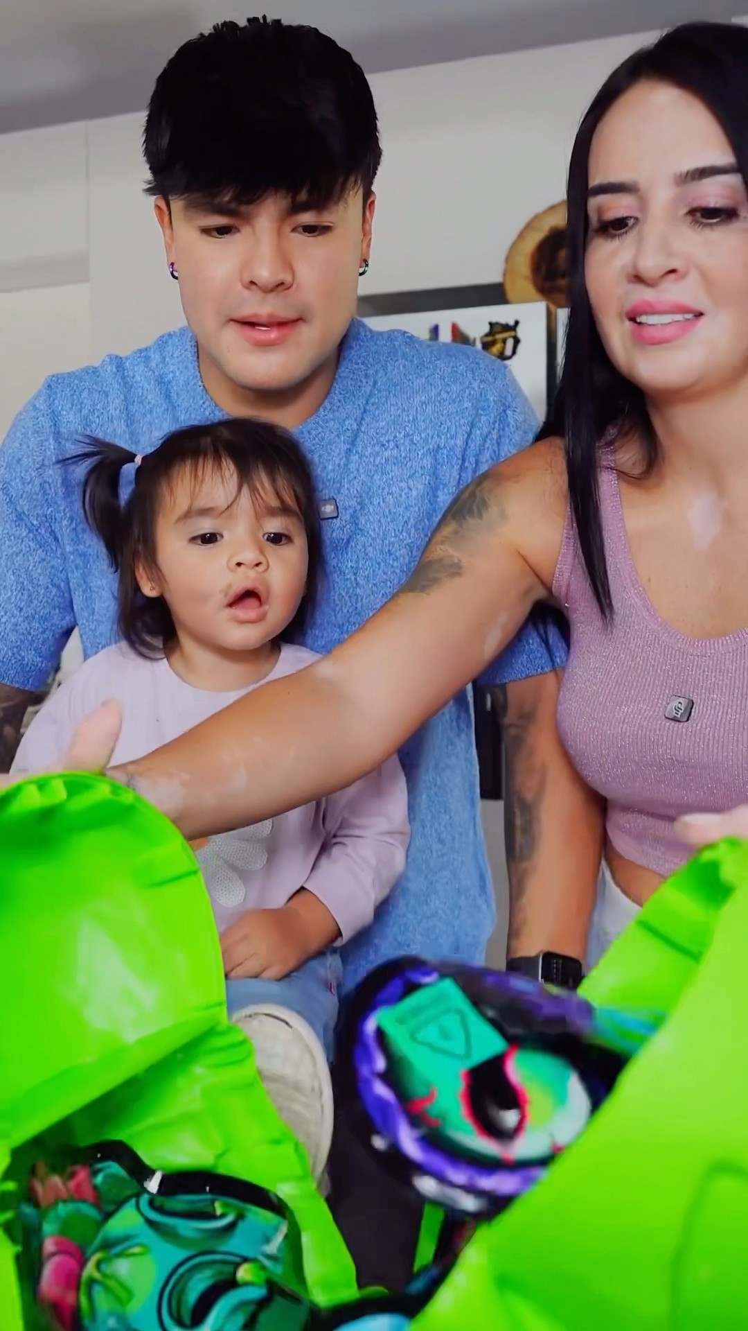Para mis hijas compramos lo JUGUETES más extraños de NAVIDAD??
