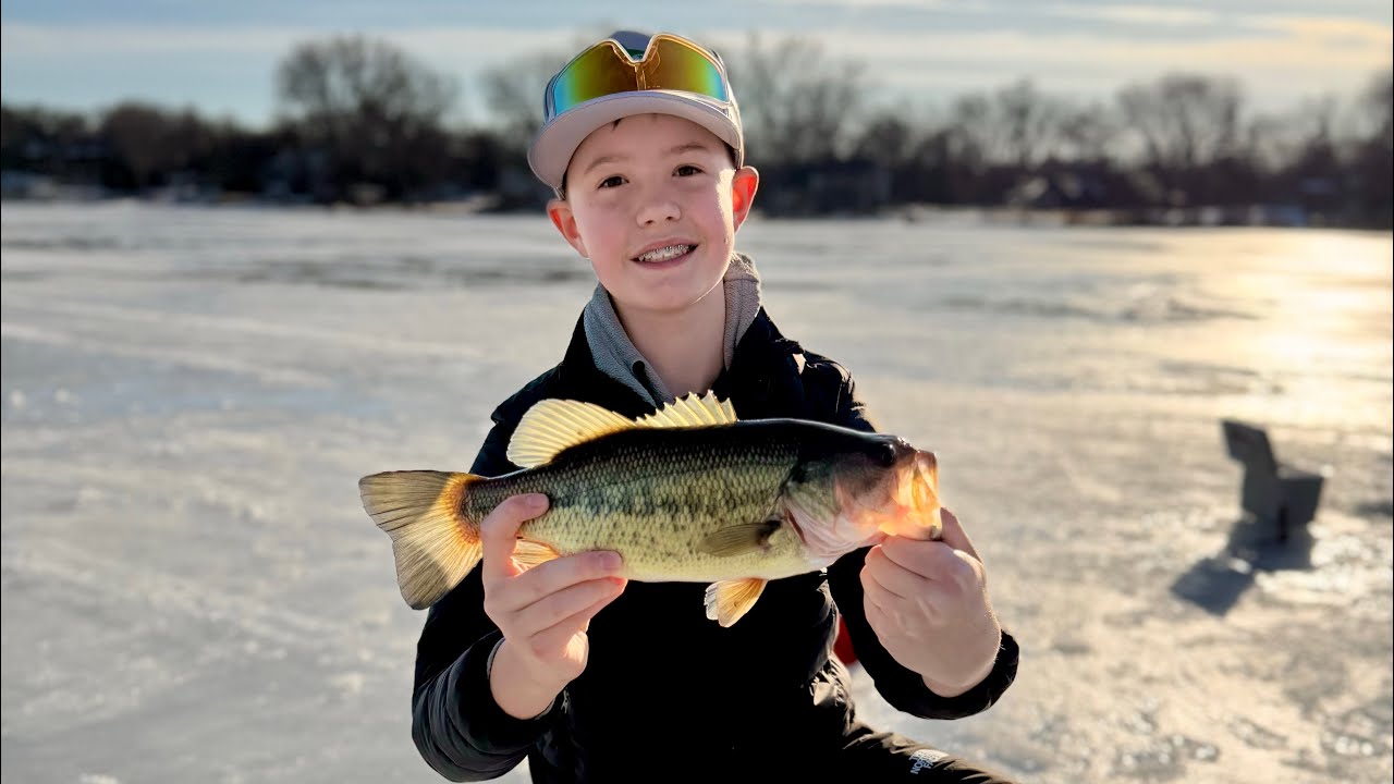 Going for BIG Bass on Bryant Lake through the Ice