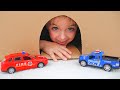 Vlad e Niki giocano con le macchinine - Raccolta di video di auto per bambini