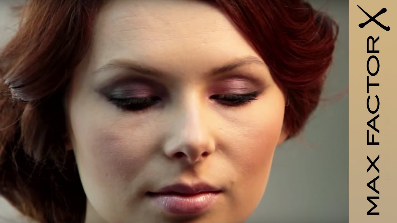 Erkende gispende krydstogt Smokey Eyes with Colours | Max Factor Make-up Tutorial - YouTube
