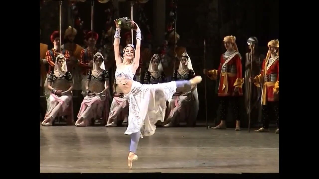 Daria Pavlenko, Nikolai Tsiskaridze & Ekaterina Osmolkina-Nikiya's Death Scene
