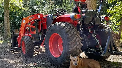 Clearing Debris with the Kioti CK2610 and Grapple