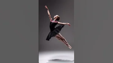 Moment Vs FINAL Dance Photo Ballet Dance Shorts 