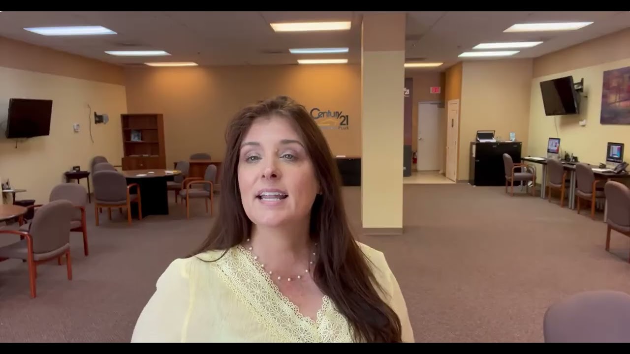 Nancy Walsh  Living in Charleston