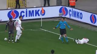 Gaziantep - Beşiktaş Nkoudou Pozisyonu Var Konuşmaları