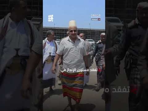 نائب رئيس مجلس القيادة يتفقد طريق الشيخ محمد بن زايد الإستراتيجي