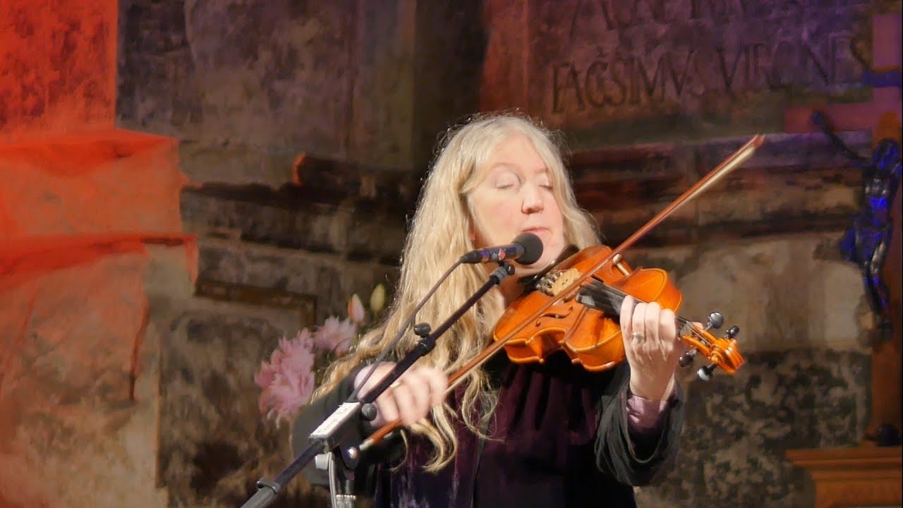 Máire Breatnach & Thomas Loefke  “Conor’s & Deirdre’s Reels”