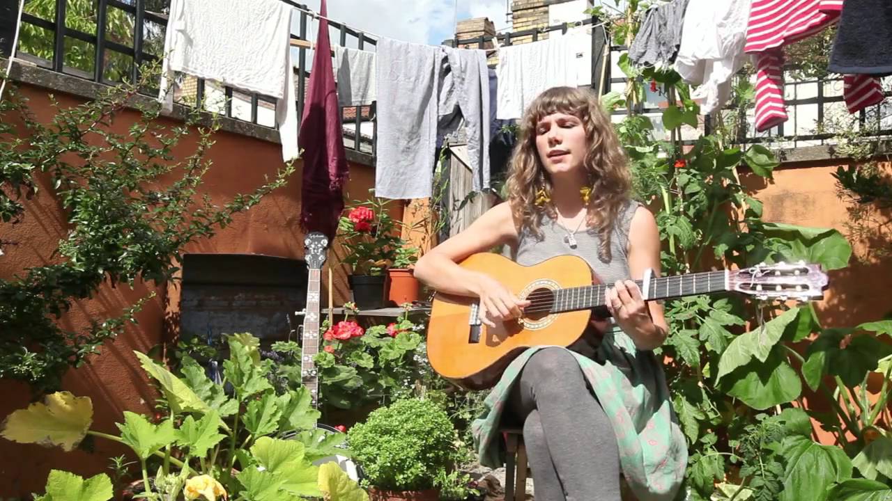 Rachael Dadd - Knew Your Hands (Rachael's House Part 4 HD)