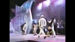 MC HAMMER - PUMP IT UP 'LIVE 1994'.mp4.flv