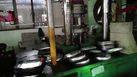 STAMPING ROBOT FOR WHOLE PRODUCTION LINE — BORUNTEROBOT