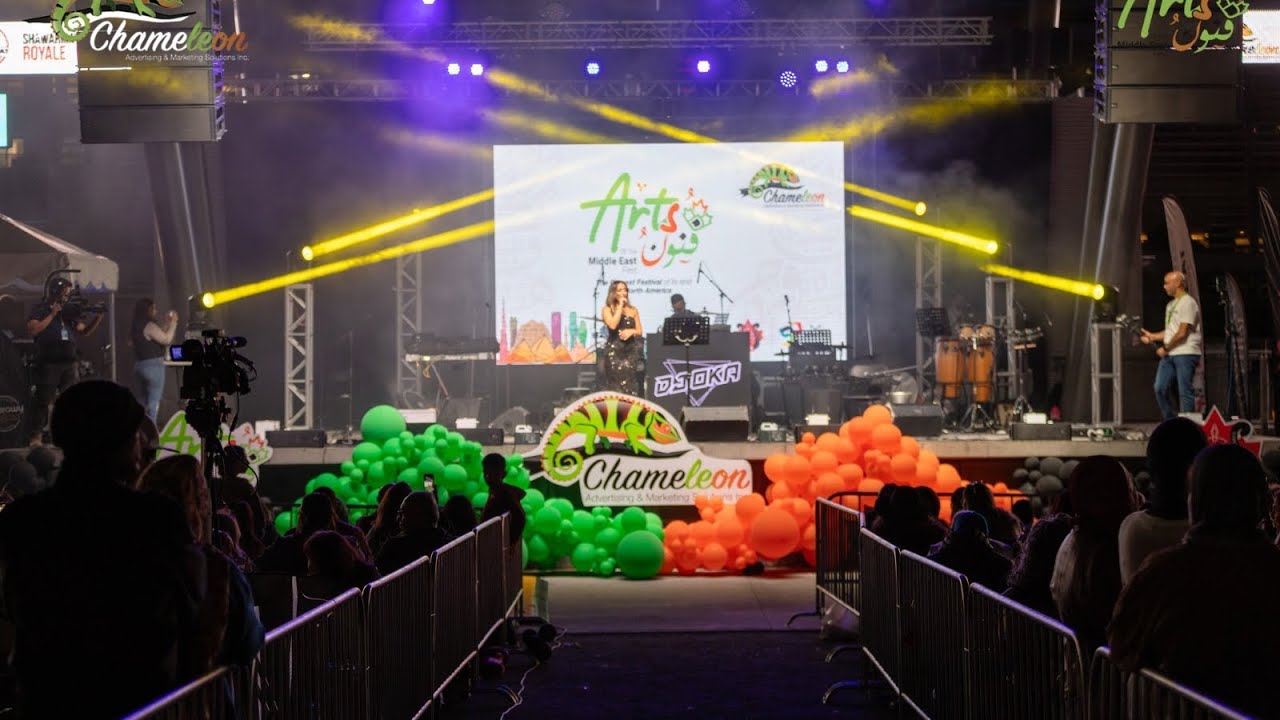 Audience and venue moments before a live performance