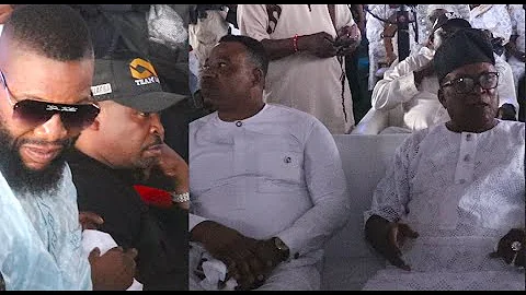 How Faithia Balogun Kneel To Welcome Mc Oluomo,  To Pasuma At His Mother’s Burial