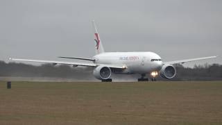 Plane Spotting London Stansted 17-12-2025 | Engine Condensation, Spray, Rain