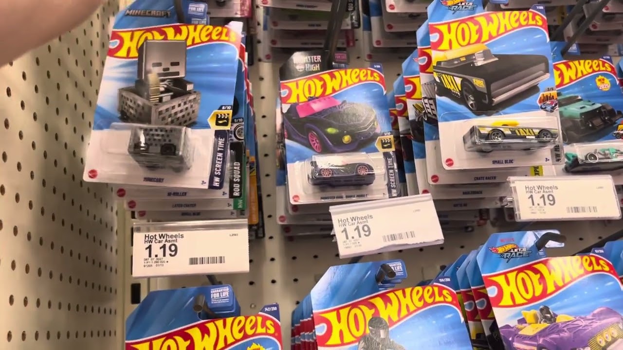 Playdays Collectibles Taco Tuesday morning Hotwheels hunting at Target. 5.20.25