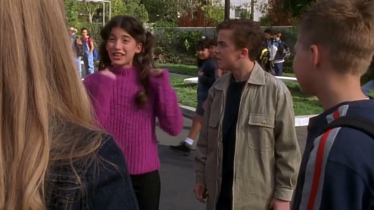 ESCENA: CYNTHIA L33 LA P4R3D DE LA F4M4 KRELBOYNES // [6]T2xE18 ⭐❤️ MALCOLM en ESPAÑOL LATINO ❤️⭐