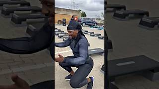 Este Hombre SOLO entrena GLUTEOS #gym #fitness #deportes #increible #viral