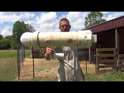 3 Ways To Water a Chicken