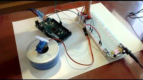 Arduino: Control Servo with Buttons