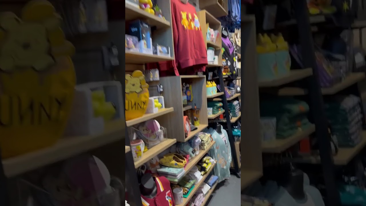 THE BOXLUNCH ￼STORE 🏬 