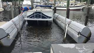 Demonstration of Sunstream FL10014 Boat Lift with Tritoon Kit