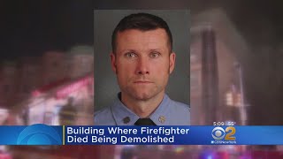 Harlem Building Where Firefighter Died Demolished screenshot 5