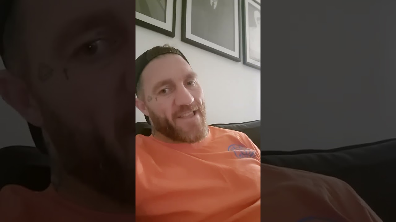 Главное событие, худший бой Bareknuckle IV, который я когда-либо видел. Джо Листер против Шона Уи...