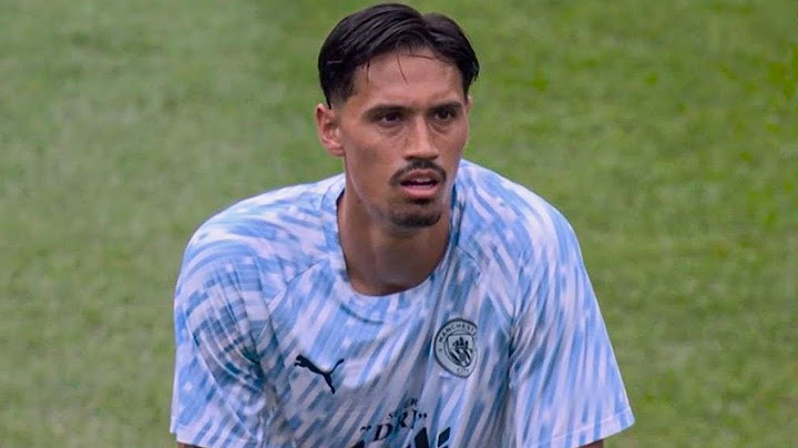 Tijjani Reijnders Man City Debut