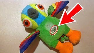 Cambio De Pilas Del Lorito Pepe - Reparando Juguetes