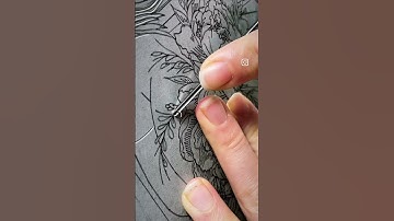 Carve a lino print with me #art #linocut #artvideo #viral #printmaking #print #design #flowers