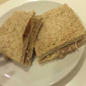 Insta Eina Azman - Sandwich Sardin Telur Spicy