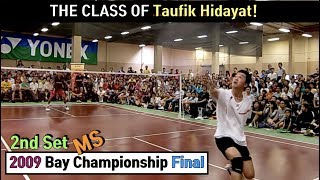 Legendary Class! This is not a trick shot show of Taufik Hidayat. This is the final match!