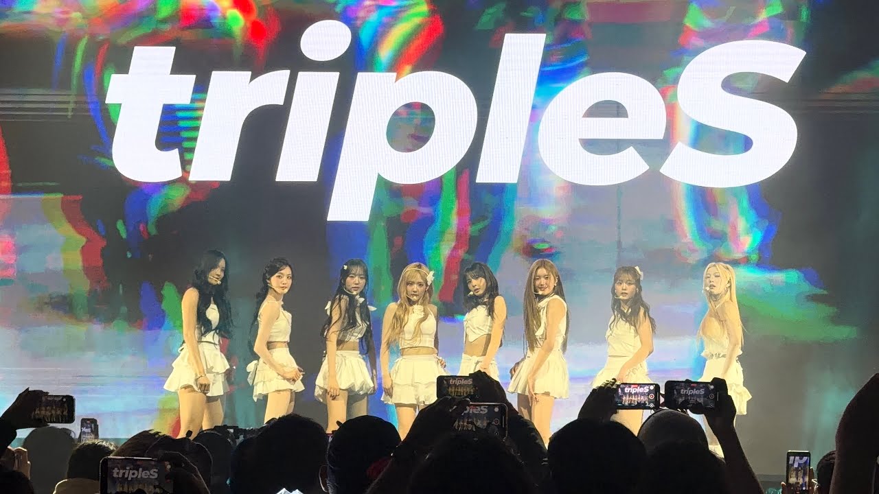 tripleS 트리플에스 Rising 10.17.25 - YouTube